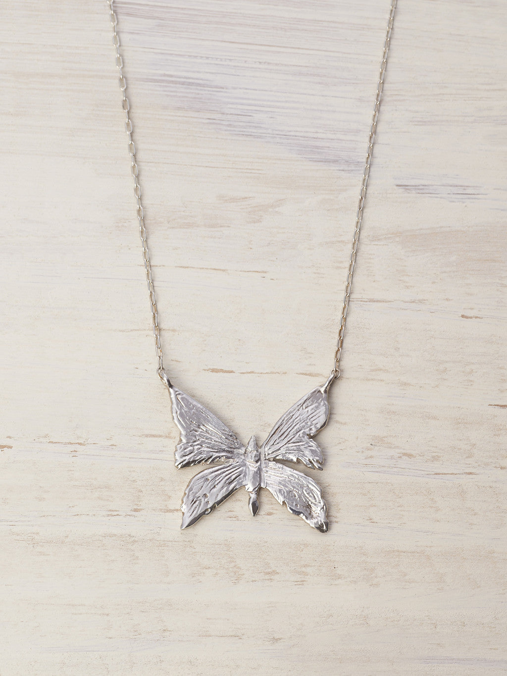 Metamorphosis Necklace - LUNESSA