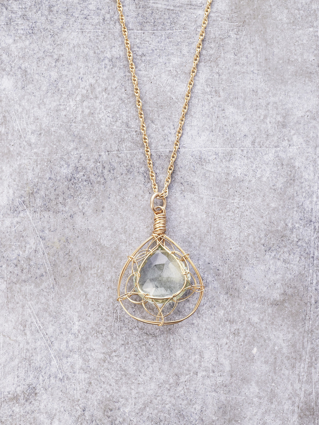 Framed Green Amethyst Necklace - LUNESSA