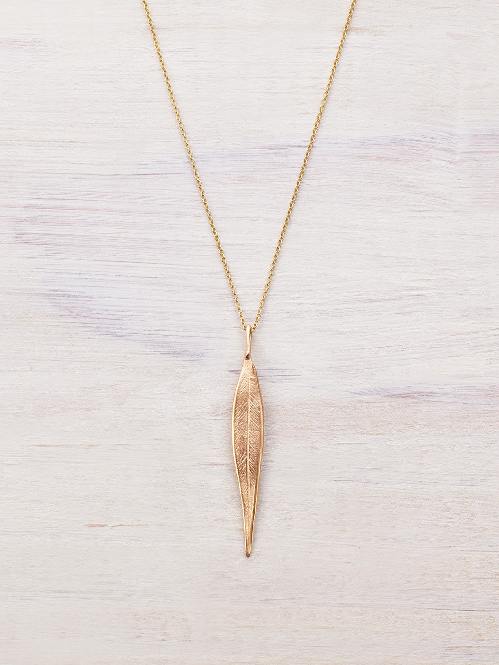 Fine Feather Necklace - LUNESSA
