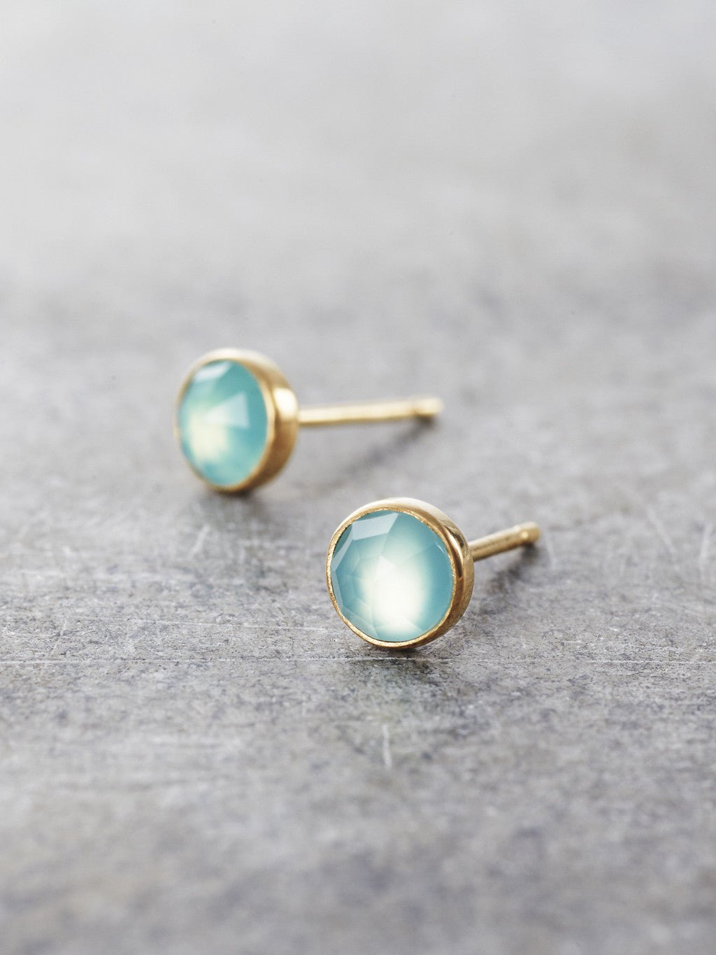 14K Pools of Heaven Post Earrings - LUNESSA