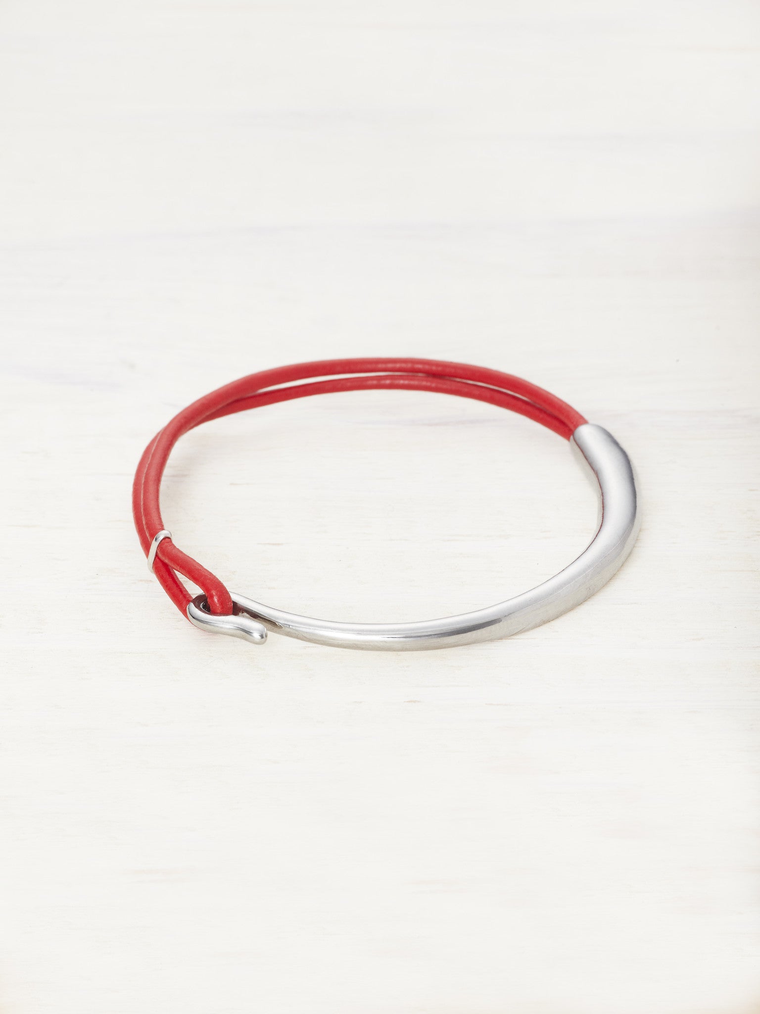 Leather Bar Bracelet - Chili - LUNESSA