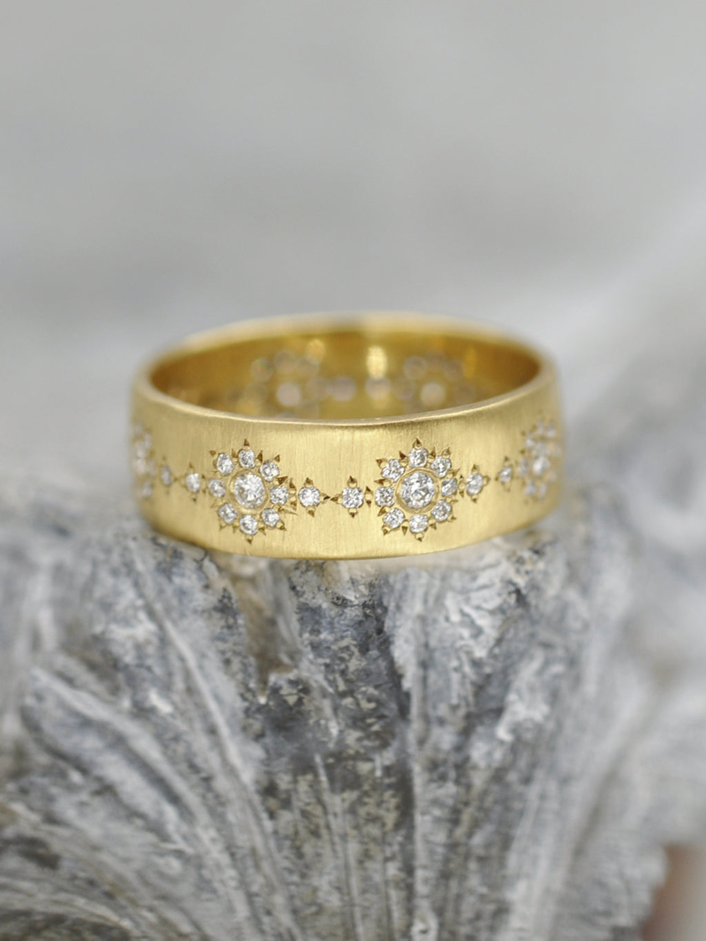 Diamond Shimmer Band 5.4mm