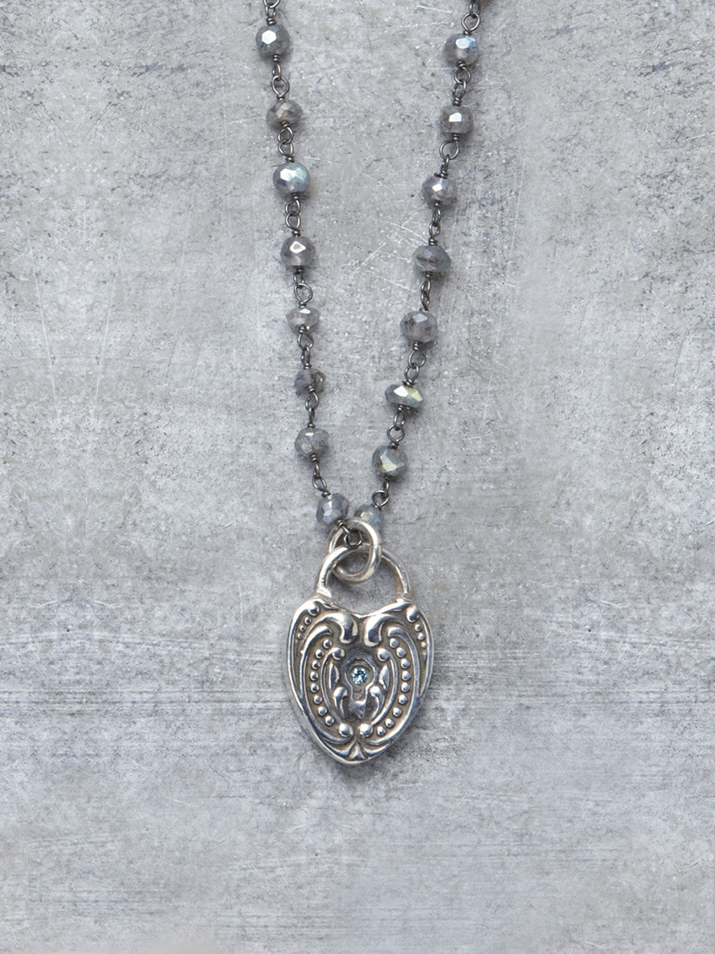 Antique Blue Diamond Heart Necklace - LUNESSA