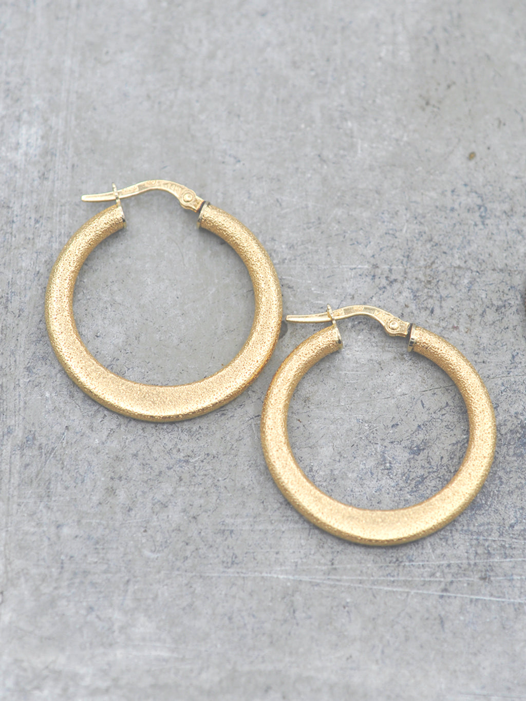 14K Gold Medium Stardust Hoops