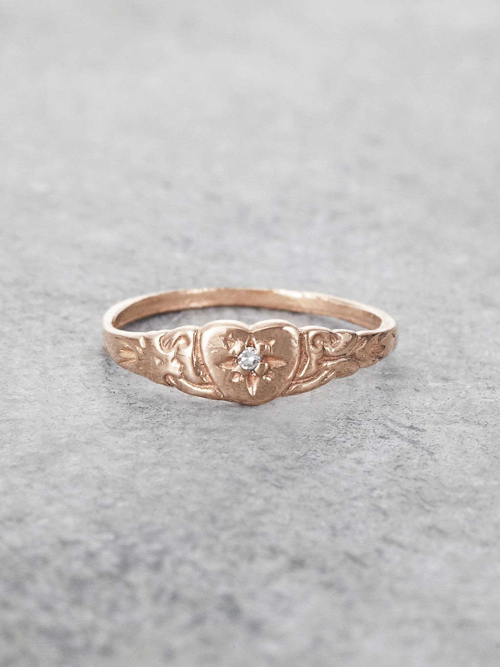 Petite Heart Diamond Pinkie Ring - LUNESSA