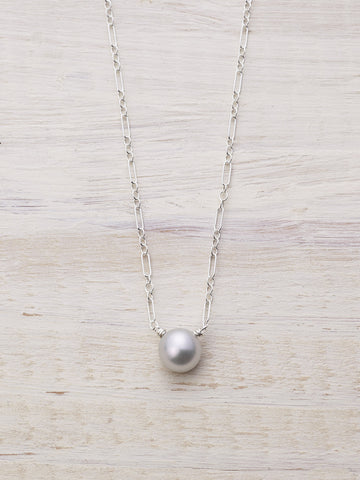 Single Freshwater Pearl Drop Necklace - LUNESSA
