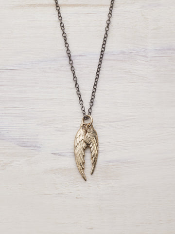 14K Gold Angel Wings Necklace - LUNESSA