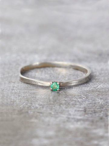 14K Emerald Wish Ring - LUNESSA