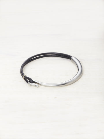 Leather Bar Bracelet - Black - LUNESSA