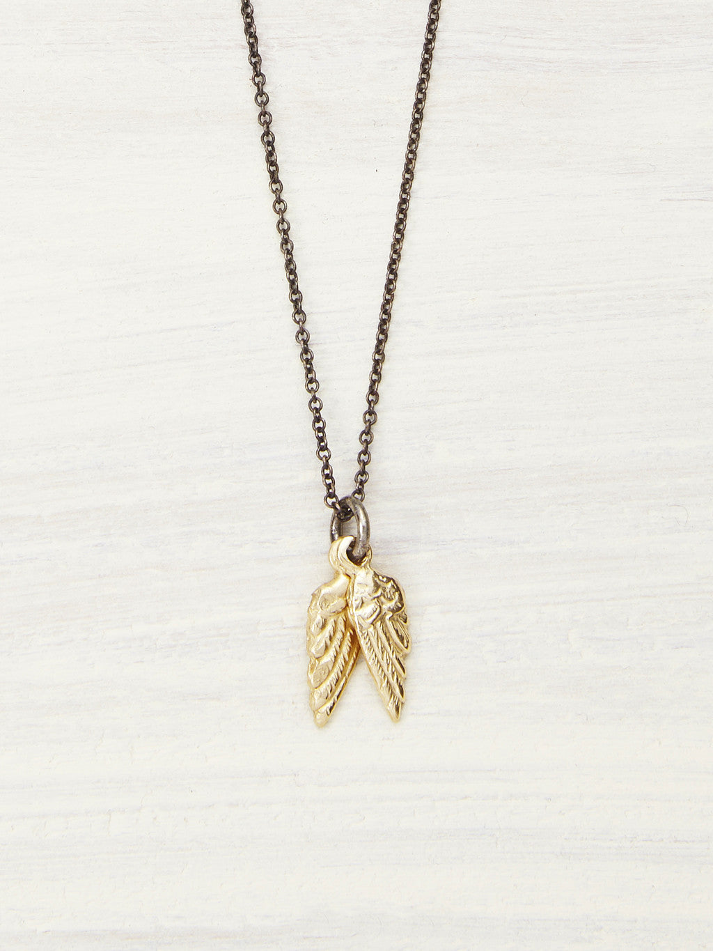 14K Gold Baby Angel Wings Necklace - LUNESSA