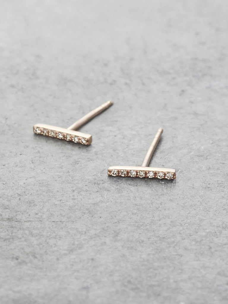 14K Slimline Diamond Bar Posts | LUNESSA