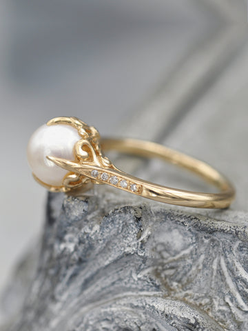 Flourishing Flower Akoya Pearl & Diamond Ring Pearl Ring