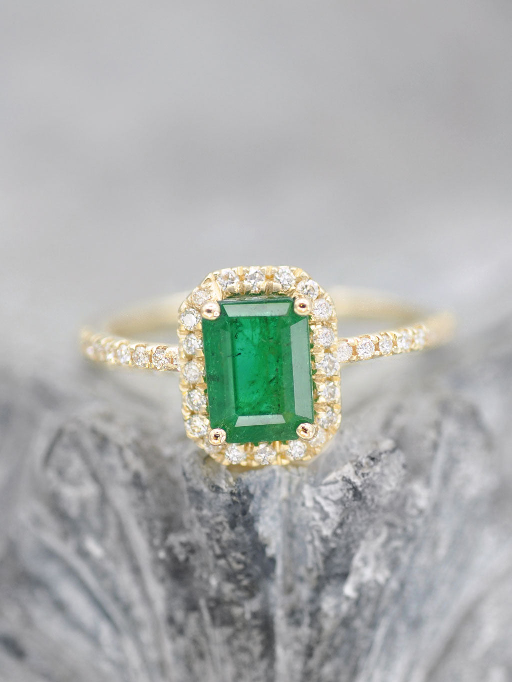14K Emerald Grace Ring