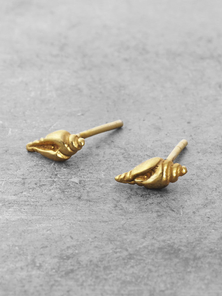14K Gold Nautilus Shell Post Earrings